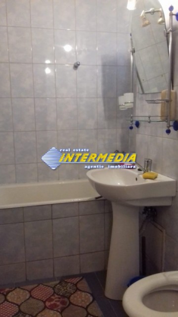 apartament-3-camere-de-vanzare-in-alba-iulia-zona-centru-7